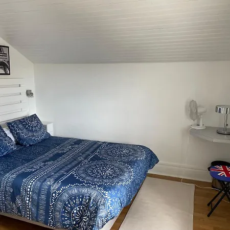A La Maison Nyaraló